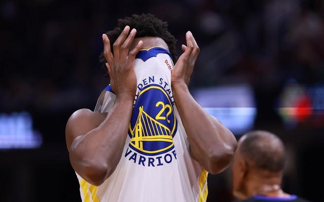 国王爆发新星，命运悬念刷新纪录，引发争议球队迎来希望！