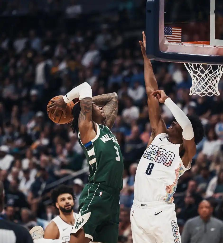 包含约基奇狂砍巴特勒分，雄鹿迎来新赛季高光！的词条