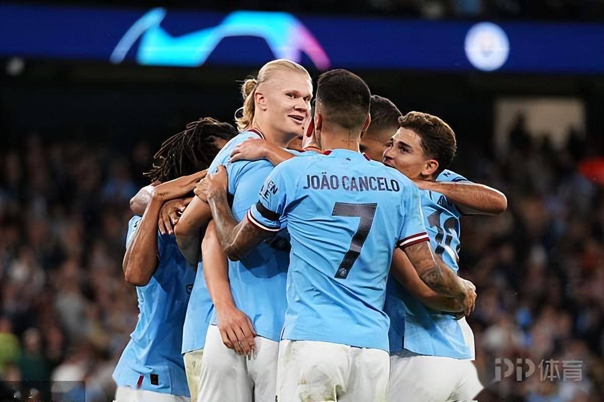 哈兰德赛事官方发布出色防守新规，拜仁争议不断！